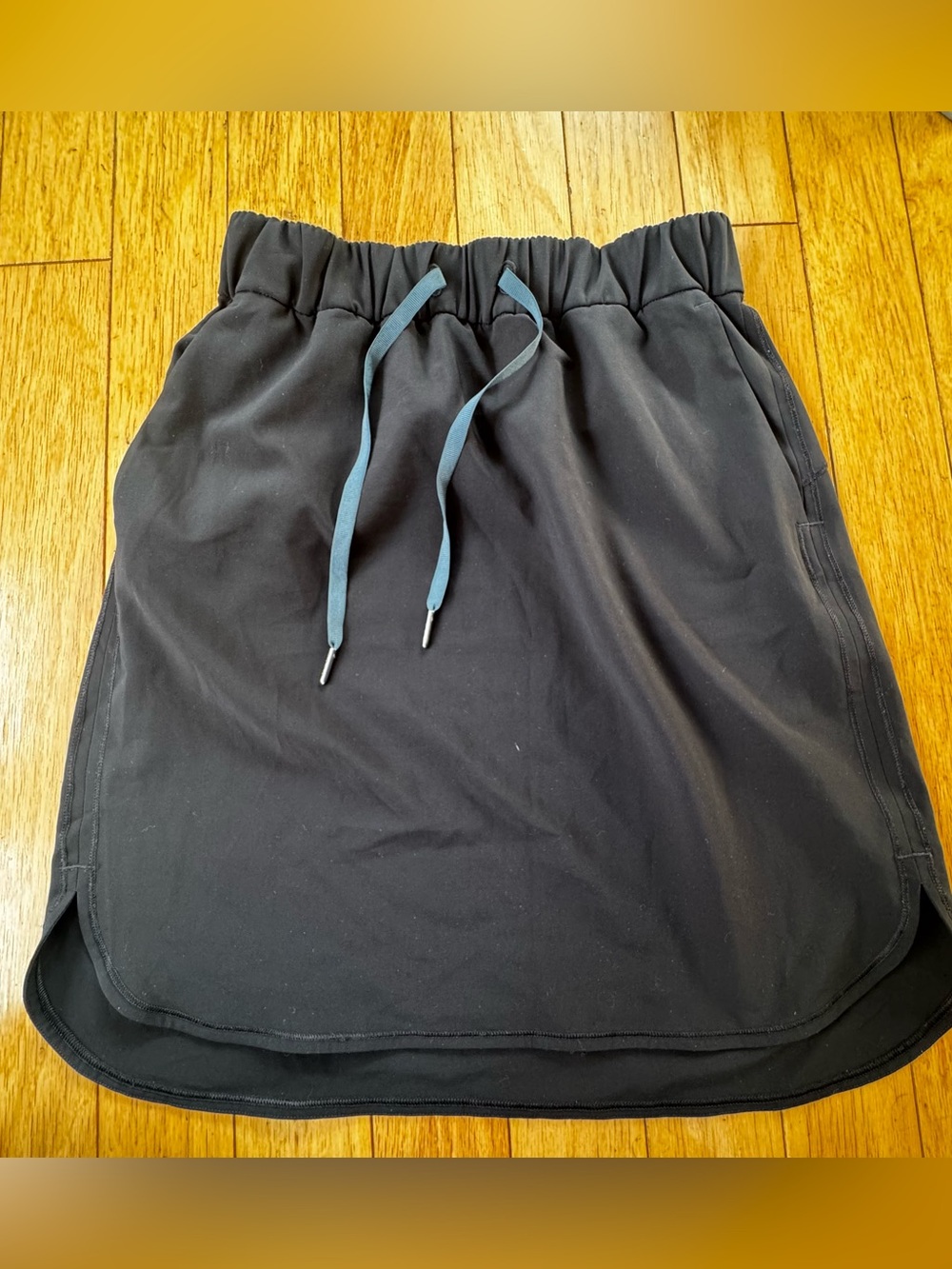 Lululemon “On The Fly”Black Skirt